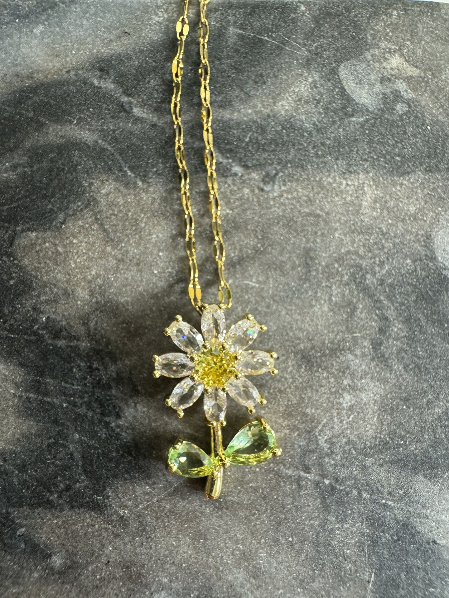 New Gold Plated Sun Flower Necklace