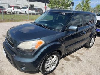 2011 Kia Soul +