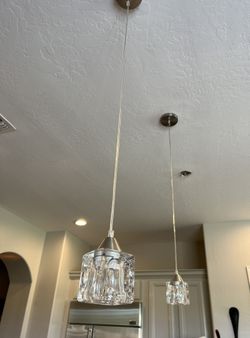 3 Pendant Kitchen Lights 