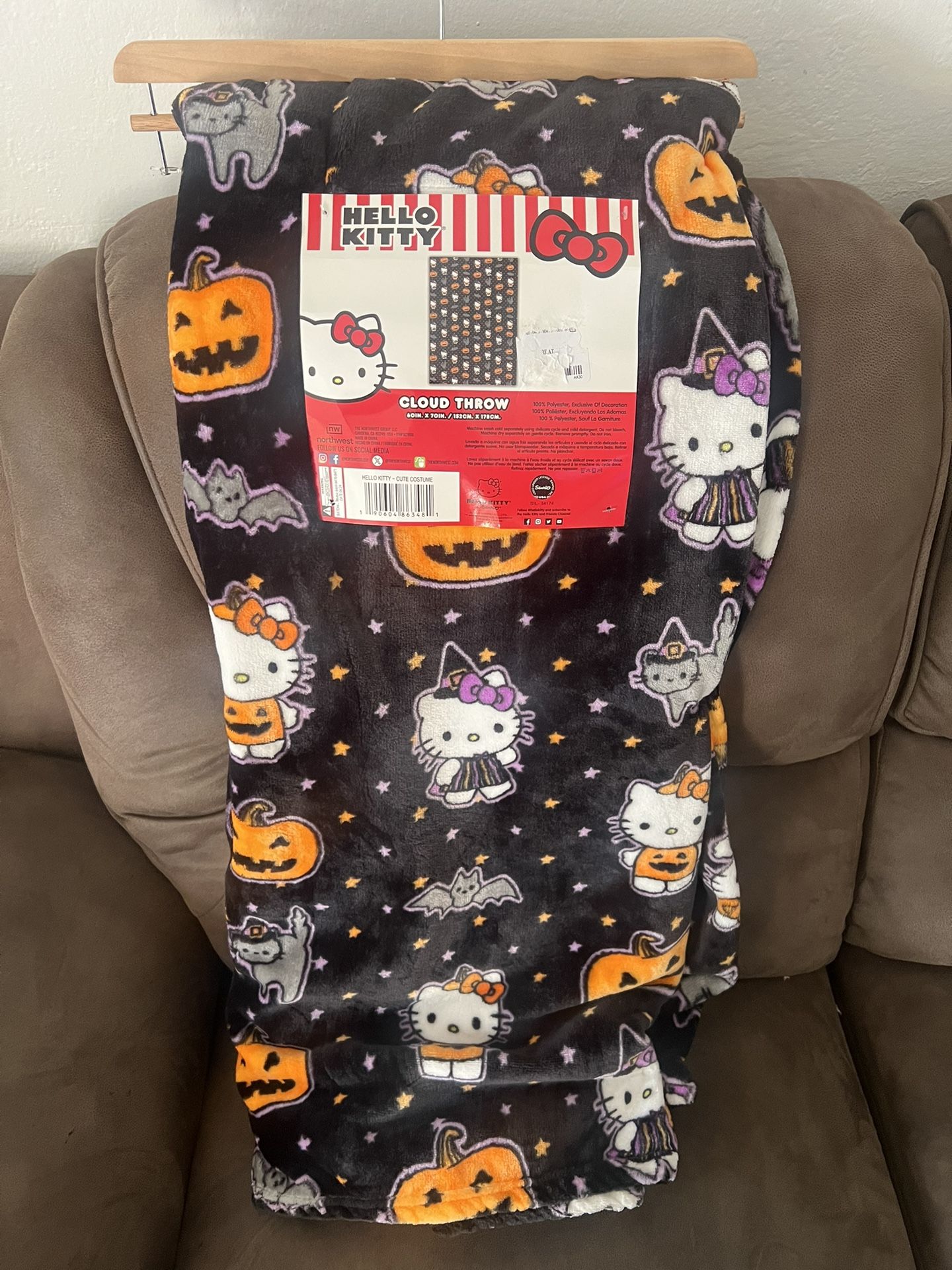 Hello Kitty Blanket!