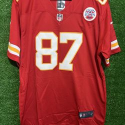 TRAVIS KELCE KANSAS CITY CHEIFS NIKE JERSEY BRAND NEW WITH TAGS SIZES LARGE AND XL AVAILABLE 
