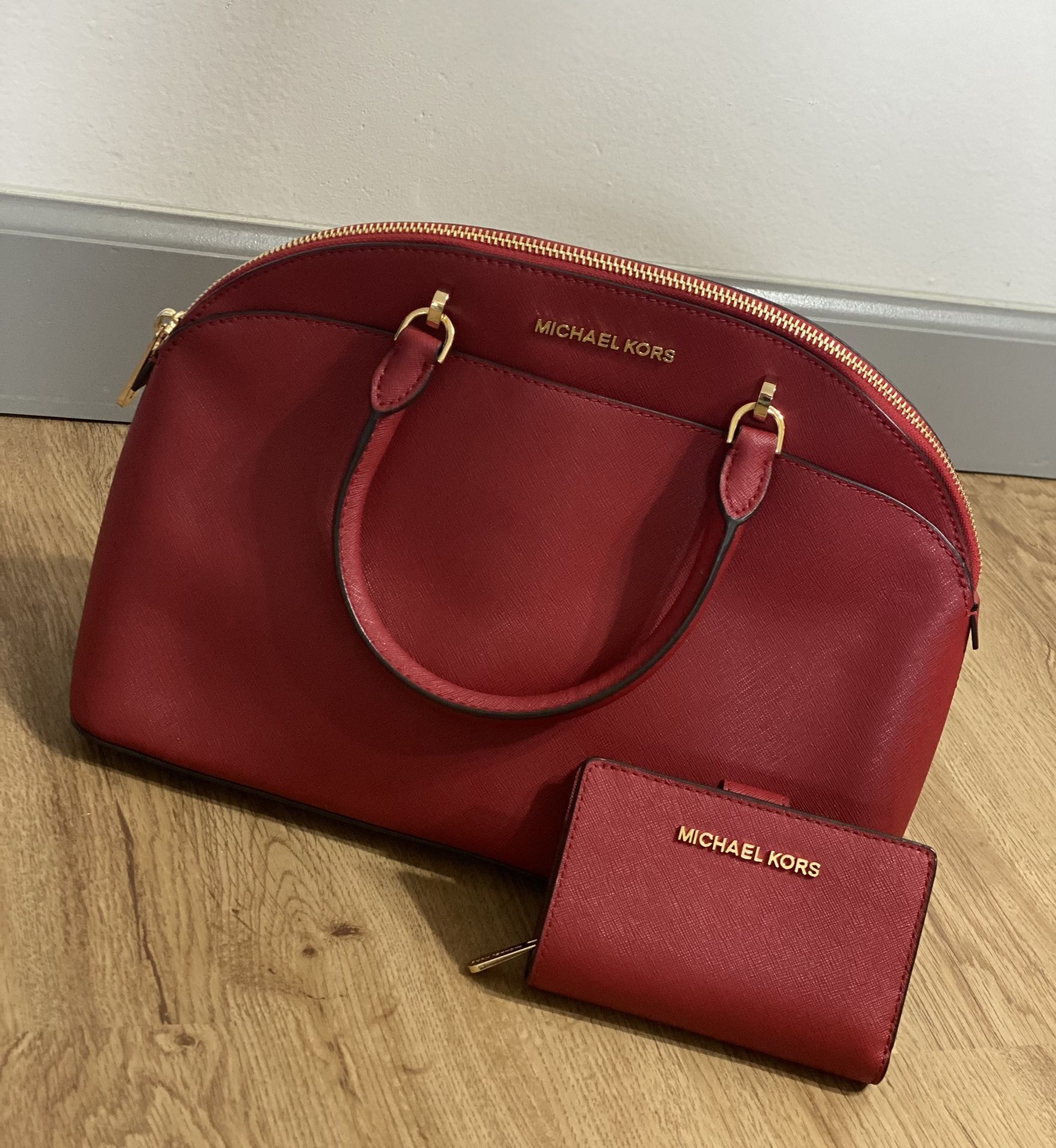 Michael Kors Leather Bag and Wallet (Red)- Both for $68 Bag - Used once Wallet - New Whitestone/Flushing, Queens or Downtown Manhattan pickup Cash o