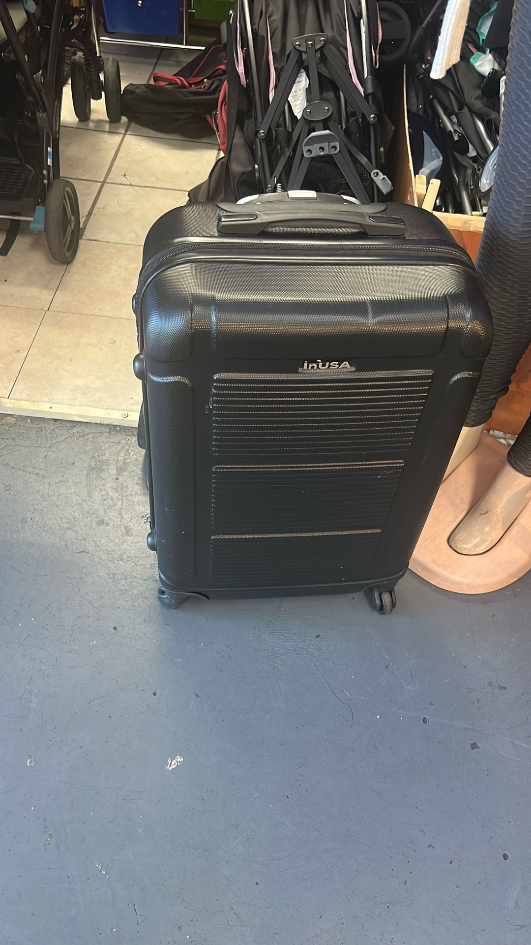 Luggage Medium Size