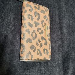 Large Animal Print Zip Up Wallet With Card Slots And Pockets! 