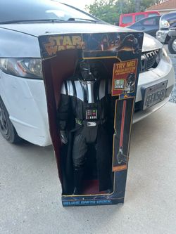 Darth Vader delux 31inch figure