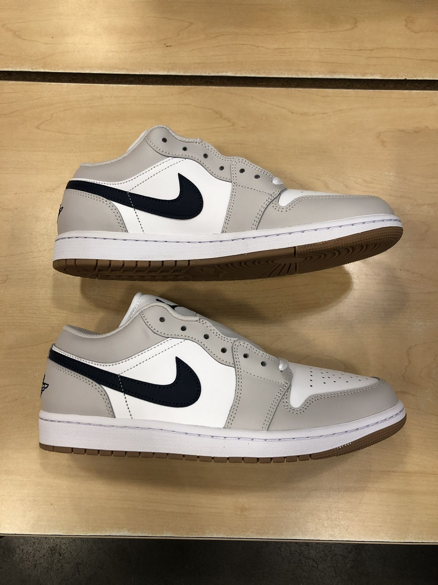 New Nike Air Jordan 1 Low Georgetown Men’s 10