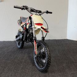 Brand New 125cc Dirt Bike - Fully Assembled-CA Approved– NO Hidden Fees! Skip Used & Online Hassles, Best Deal in Sacramento! Coolster – XR125 For Sal