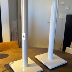 Speaker stands 