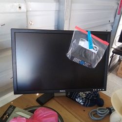 Dell 33" Monitor With Remote