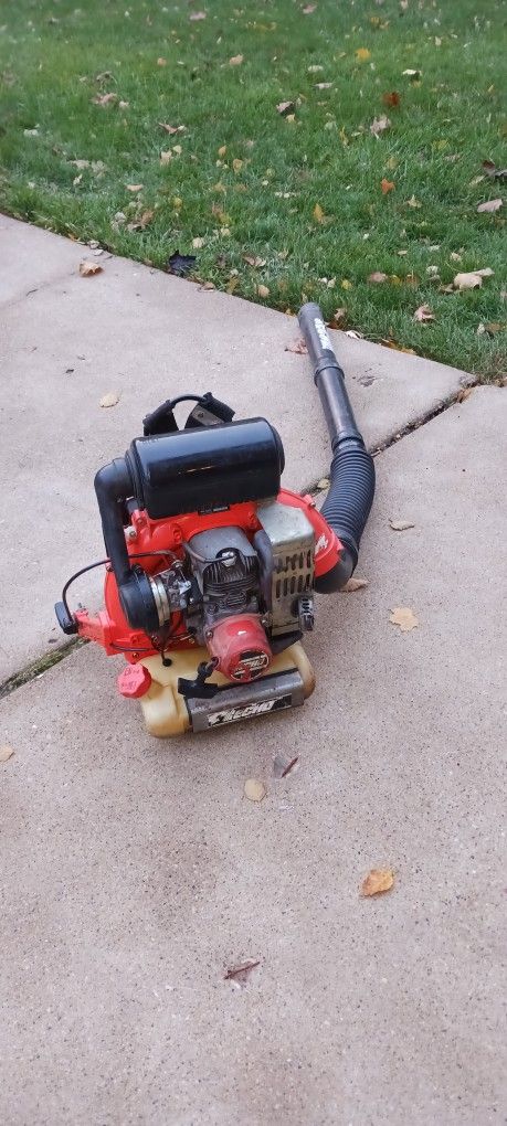 ECHO GAS  BACKPACK LEAF BLOWER
