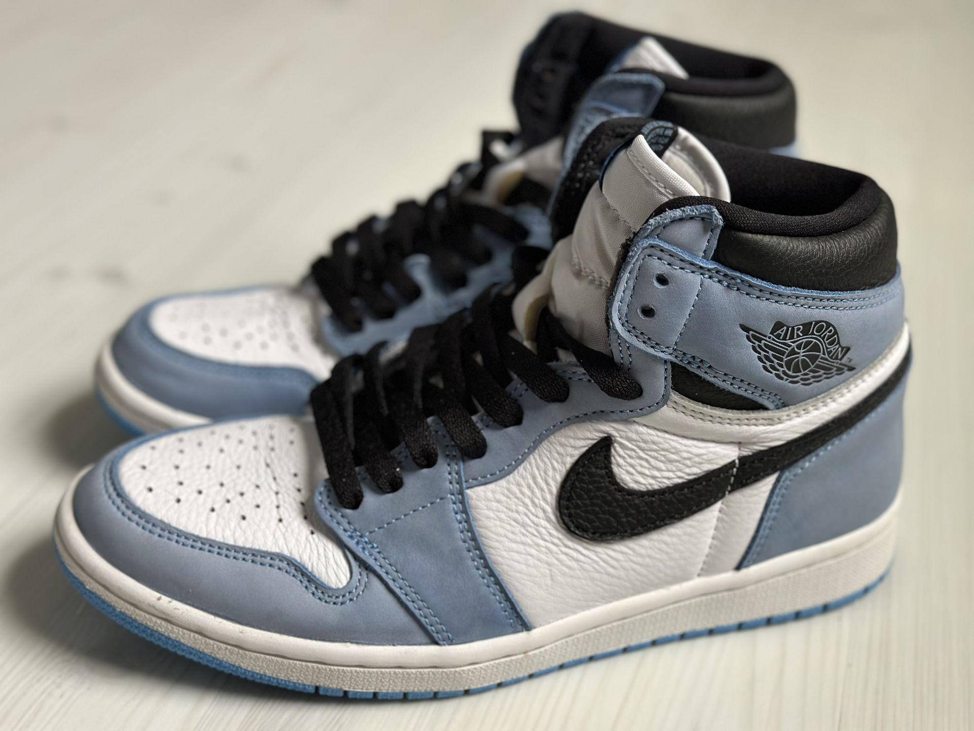 Jordan 1 Retro High OG ‘University Blue’