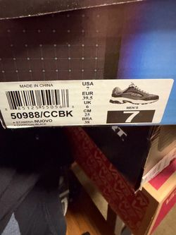Men’s sneakers -new