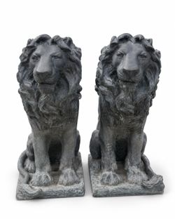 Pair of Bronze Lions Sculpture