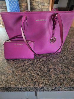 Michael Kors Purse