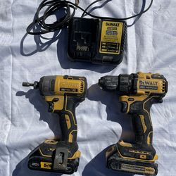 Dewalt drill set