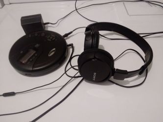 GPX portable CD/FM player with Sony headphones