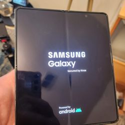 Flawless Sim Unlocked Samsung galaxy Z Fold 4 512gb