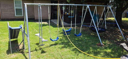 Swing set