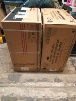 Lg signature bottom washer and pedestal