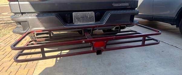 Luggage tow hitch