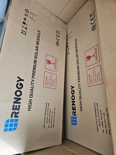 Solar Panels And Renogy Batteries GEL