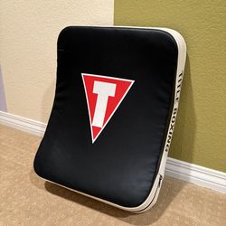 Title Boxing Kicking Shield