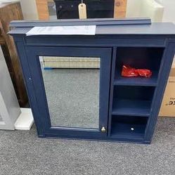 New Assembled 30” Bathroom Medicine Cabinet With Mirror Wall Mounted