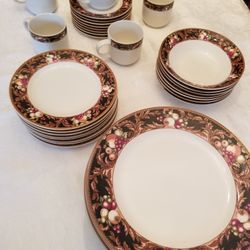 Discontinued Vintage Vitromaster Avalon Collection 