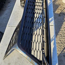 Toyota Camry SE Grille Oem