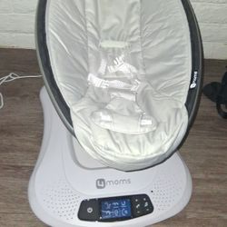 MamaRoo 4 Swing