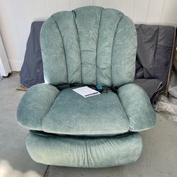 Shell Shape Power Recliner Chair, Chenille Fabric Swivel Rocker Recliner with Bluetooth Speaker. Green