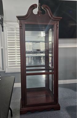 Curio cabinet