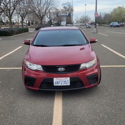 2010 KIA Forte Koup