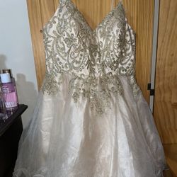 Beautiful gold dress