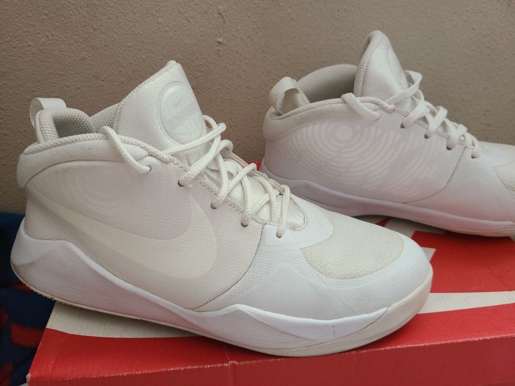 Nike shoes