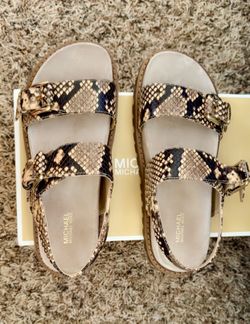 MK SANDALS