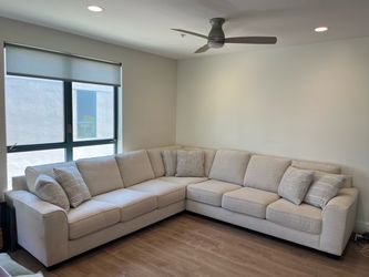 Ashley Lerenza 3-Piece Sectional – Birch – Excellent Condition - OBO