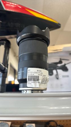 Tamron 28-75mm F/2.8 Lens
