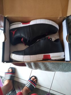Jordan Team Low Red And Black From Footlocker New Was Put On But No Right Comfort $40