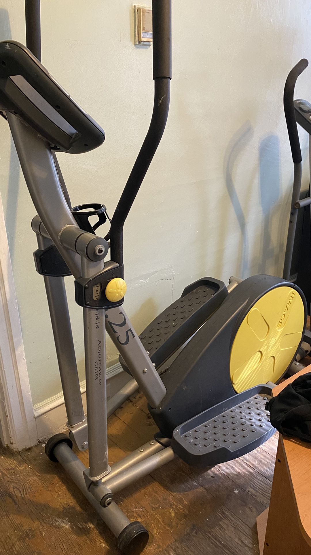 Image Elliptical Trainer 8.25