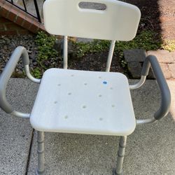 Bath Chair (500lbs limit) 
