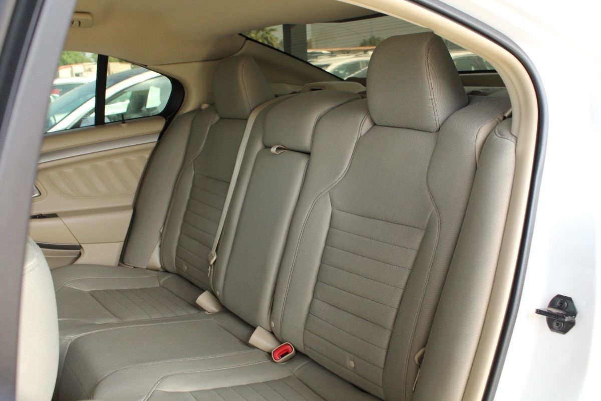 2018 Ford Taurus