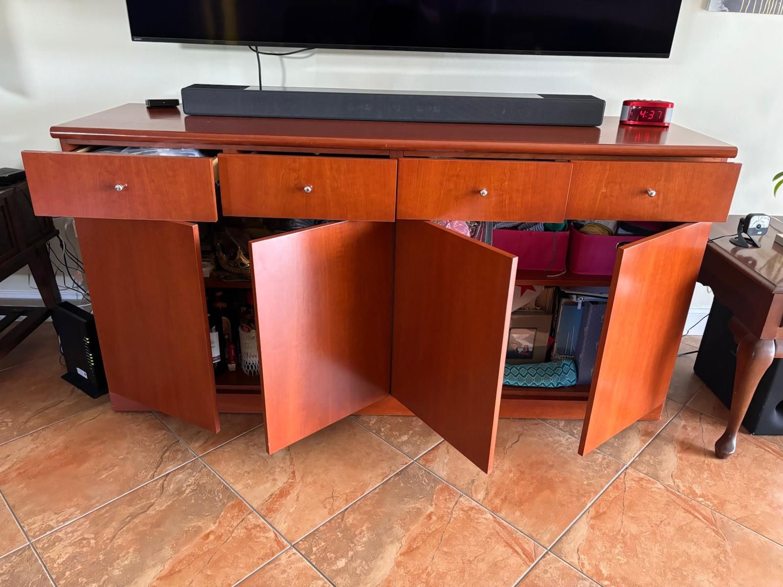 Credenza