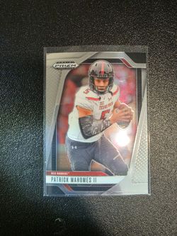 PATRICK MAHOMES RED RAIDERS PRIZM CHIEFS PANINI NFL SPORTS CARD!