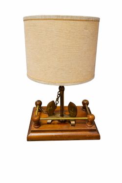 Vintage Nautical Anchor Table Lamp – Wood & Brass Coastal Decor – Maritime Style