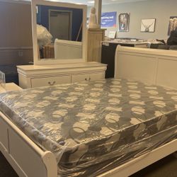 Recamara De 6 Pcs Cama,tocador,espejo,mesita De Noche Con Colchon Y Tambor 