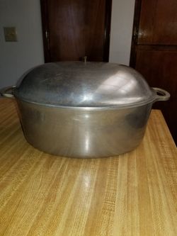 Vintage Household Institute Cooking Utensils Roasting Pot
