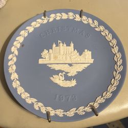 Wedgwood Plate 