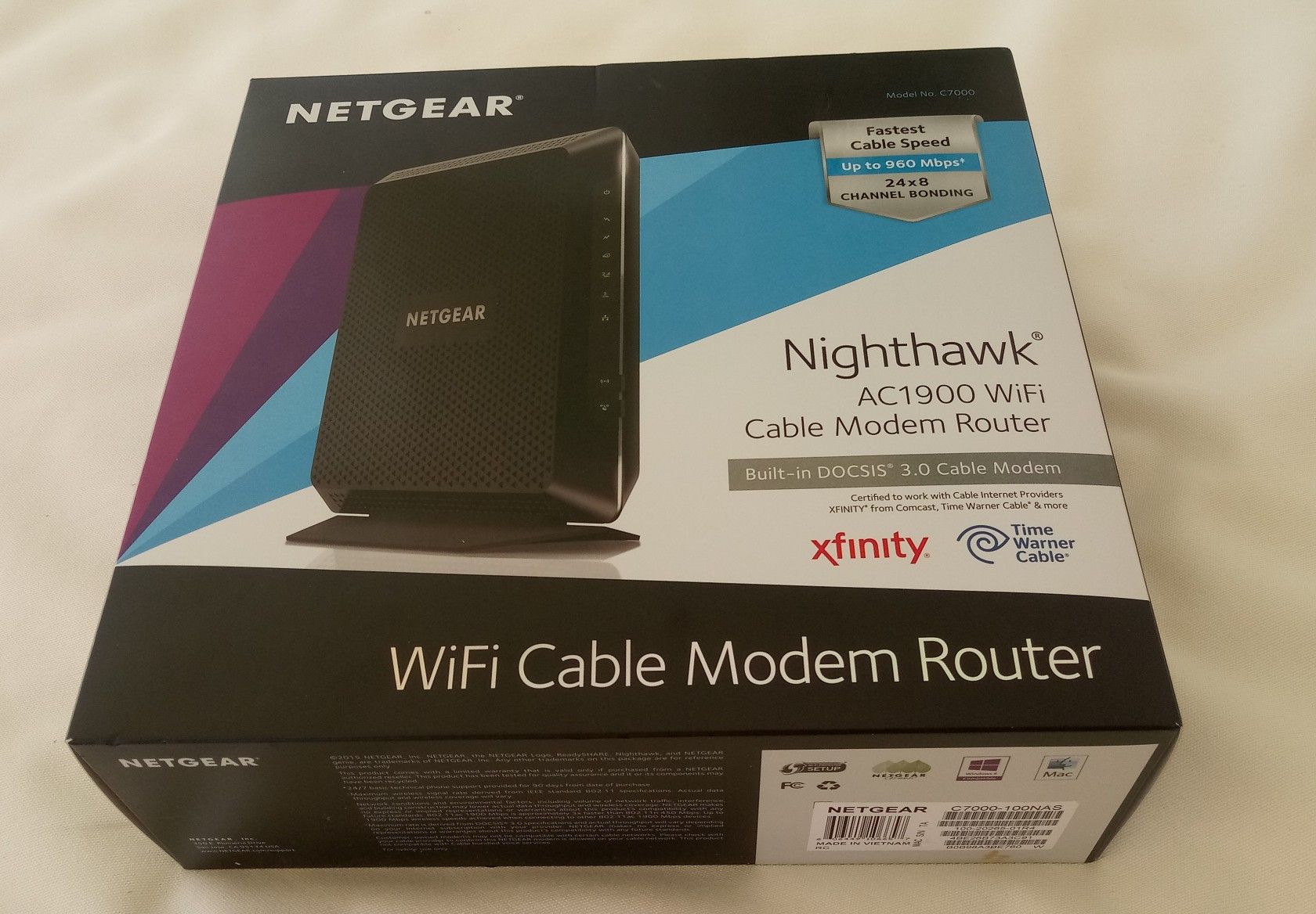 NETGEAR Nighthawk AC1900 Wifi cable modem/router.