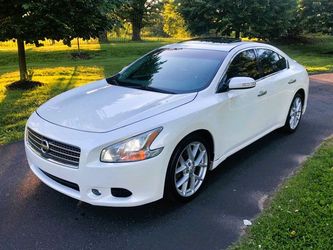 Nissan Maxima SV